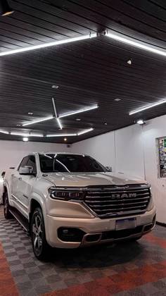 RAM RAMPAGE 2.0 TURBO DIESEL LARAMIE 4X4 AUTOMÁTICO